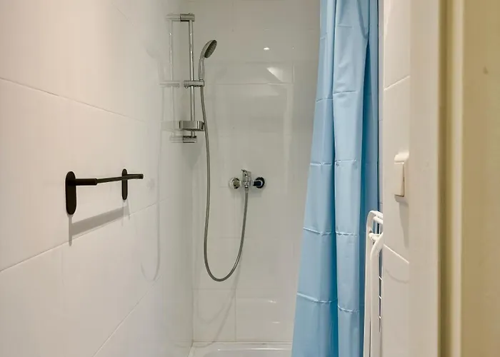 Apartamento Spacious Ground Floor Near Center