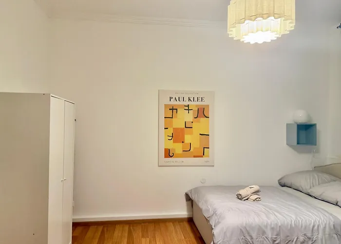 Spacious Ground Floor Near Center * Viena